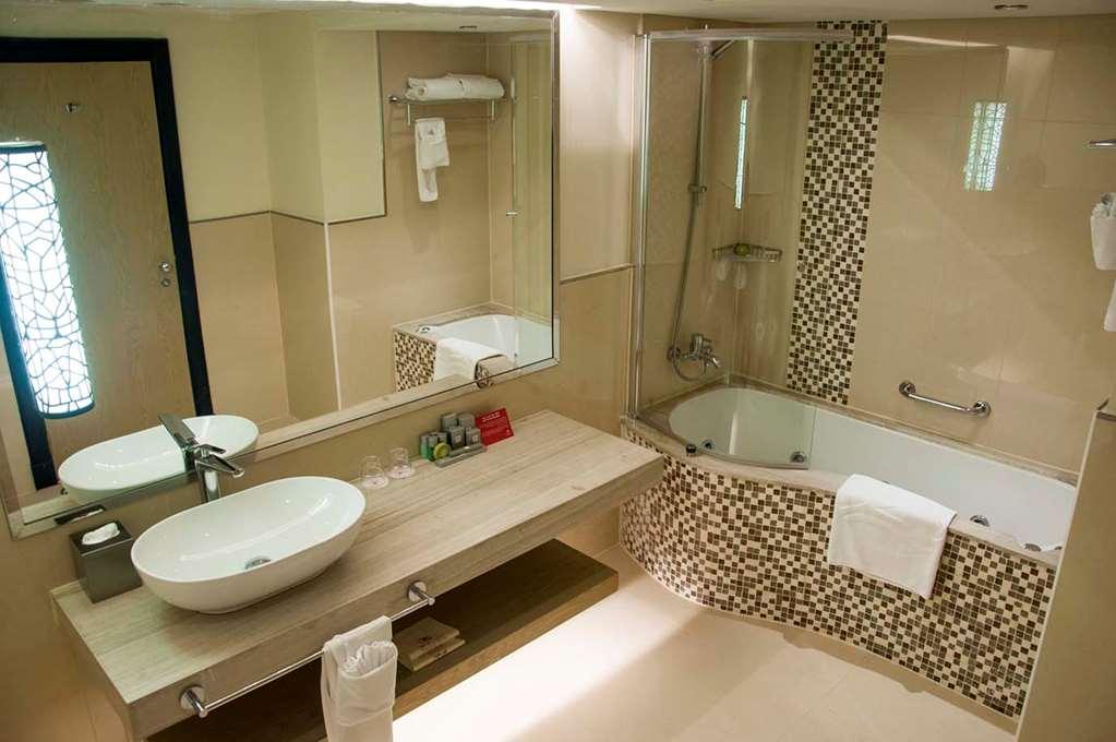 Gulf Hotel Bahrain Manama Exterior foto